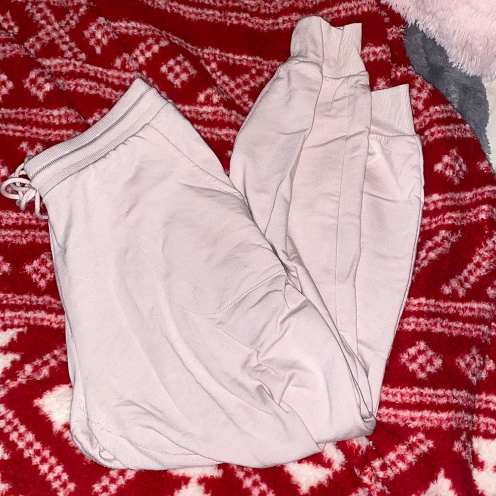 pink sweatpants